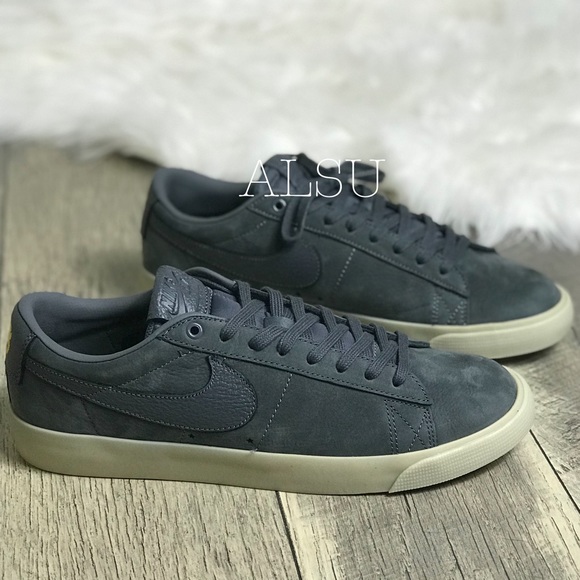 Nike Other - Nike SB Zoom Blazer Low QS Dark Grey M AUTHENTIC